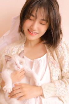 在逃生游戏里挨C海棠小说